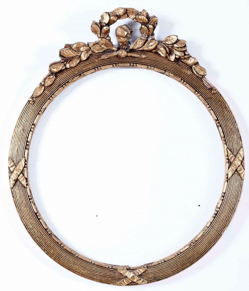 Cornice con mostra circolare il legno intagliato e dorato. XIX secolo  - Auction Antique Frames - Cambi Casa d'Aste