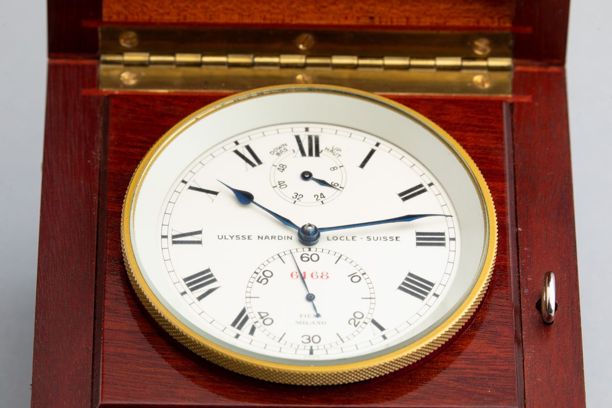 Ulysse Nardin - "chronometre Du Bord", Raro Deck-watch da Marina in Ottone Dorato con Scatola in ...