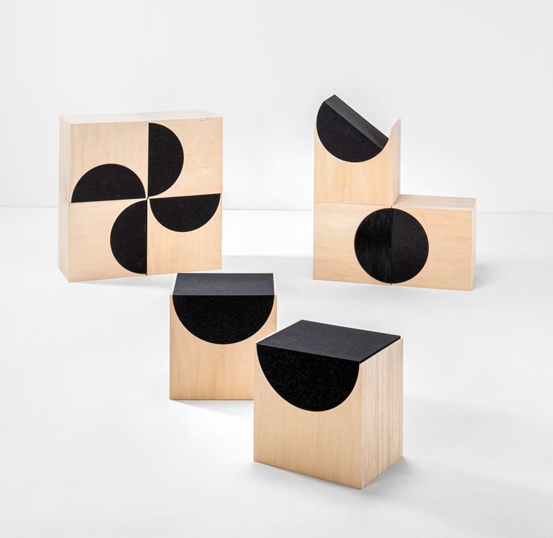 Ryuji Nakamura : Serie di nove sedute impilabili  - Asta Fine Design - Cambi Casa d'Aste