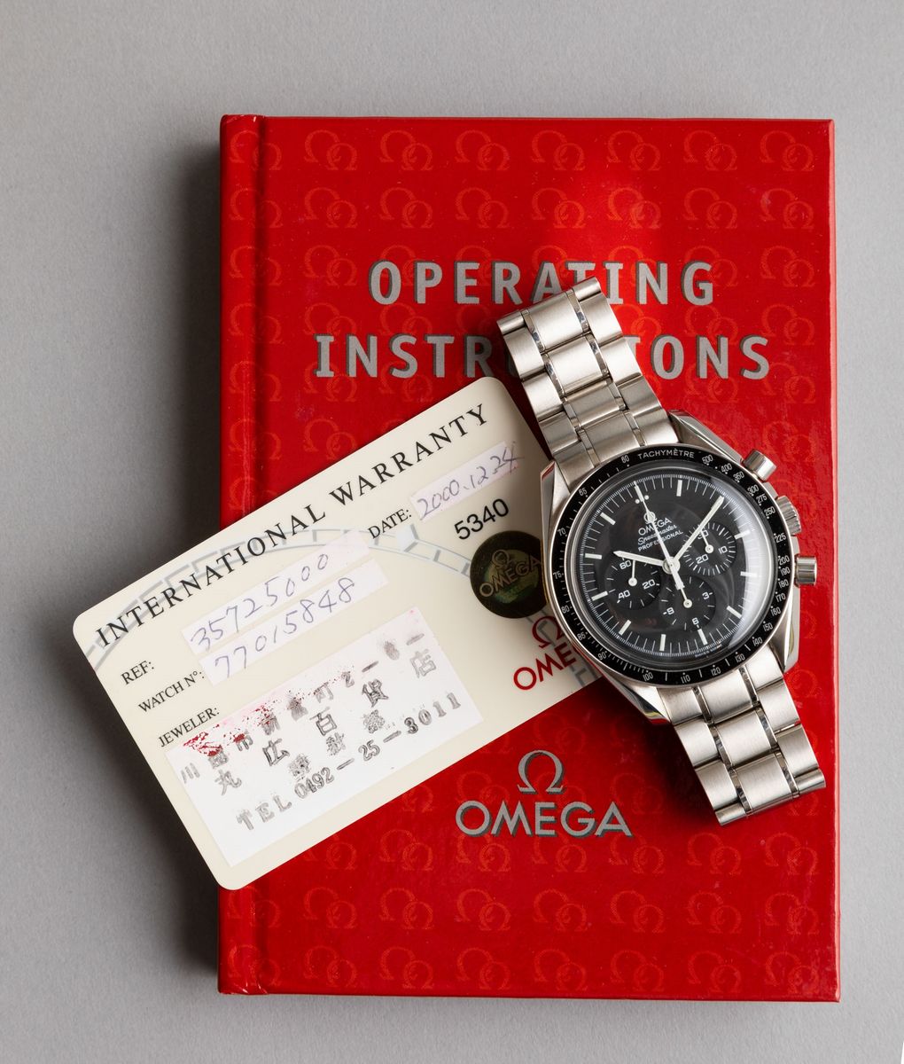 Omega - Speedmaster Cal 1861 in Acciaio con Lunetta Tachimetrica, Fondello a Vista e Accompagnato...