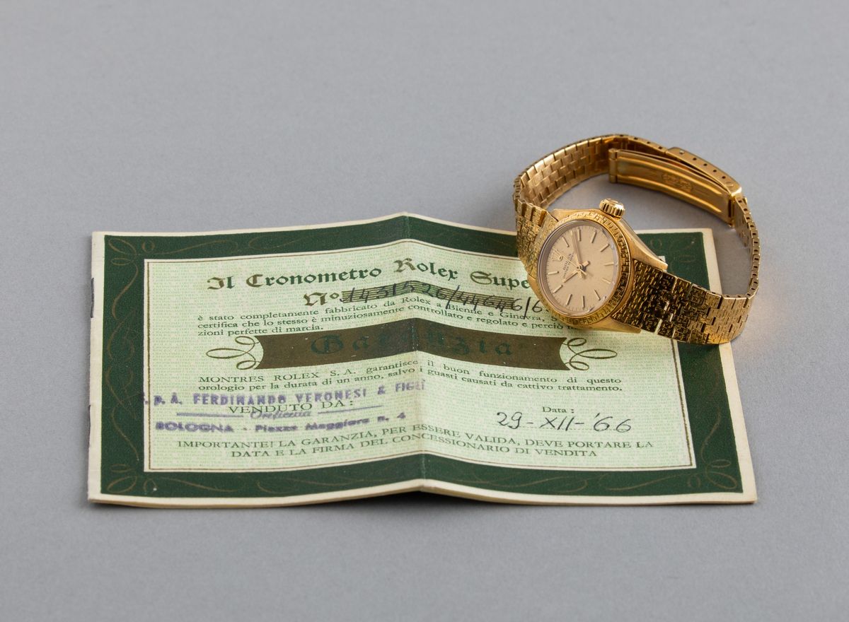 Rolex - Raro Oyster Perpetual Ref 6802 Lady in Oro 18k con Quadrante Champagne, Bracciale a Magli...