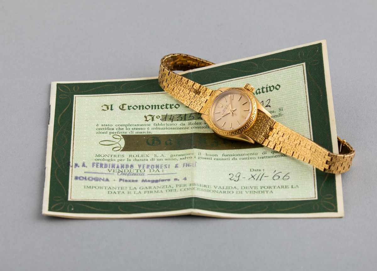 Rolex - Raro Oyster Perpetual Ref 6802 Lady in Oro 18k con Quadrante Champagne, Bracciale a Magli...