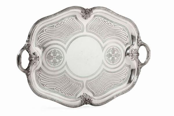 Importante vassoio in argento fuso e cesellato. Argentiere Puiforcat Parigi, XX secolo