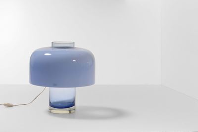 Lampada da Tavolo con Struttura in Vetro di Murano e Diffusore in Vetro di Murano Lattimo.
