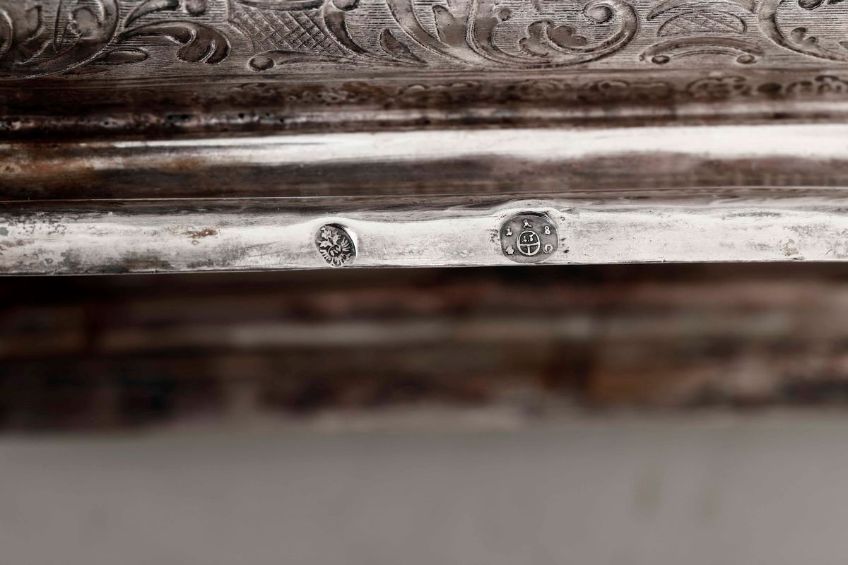 Cestino in Argento Sbalzato e Cesellato a Chinoiserie. Vienna 1840