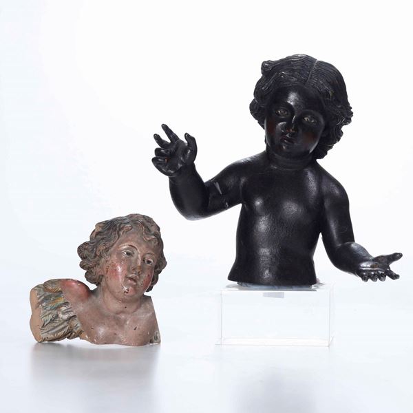 Frammento di angioletto policromo in terracotta e Busto ligneo di bambinello benedicente. Napoli XVIII secolo