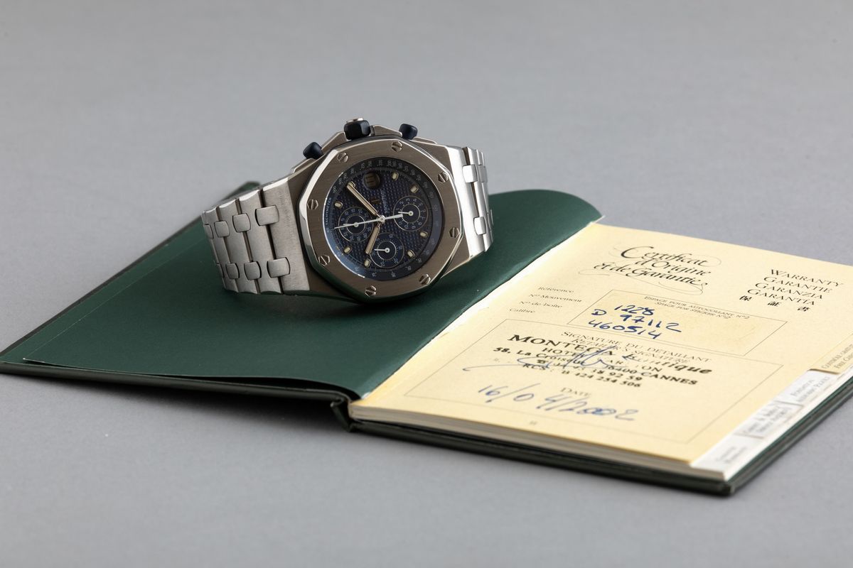 Audemars Piguet - Offshore Ref 25721st "the Beast" Seriale D in Acciaio, Quadrante "blue Queen" T...