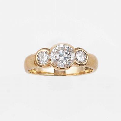 Anello con Tre Diamanti per Ct 1.30 Circa Totali