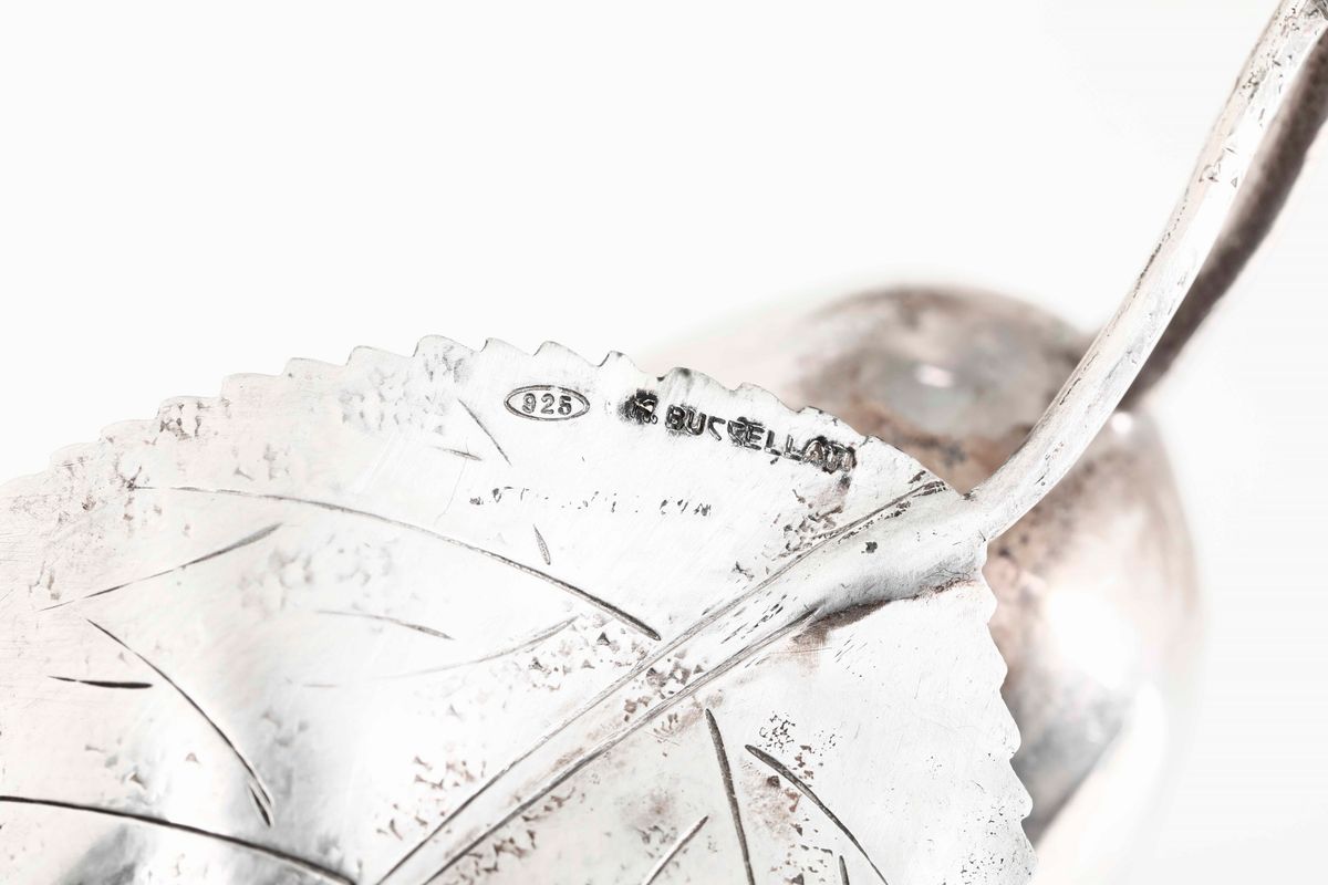 Insieme di Dieci Frutti in Argento 925. Maison Mario Buccellati, Italia XX Secolo