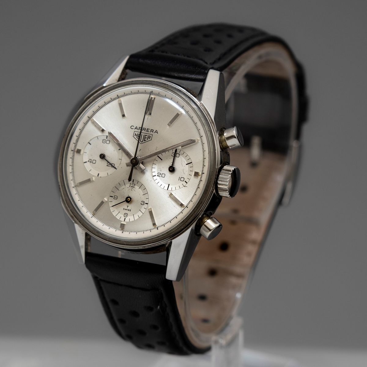 Heuer - Raro Carrera Ref. 2447s in Acciaio, Cronografo a Carica Manuale con Astuccio di Cartone O...