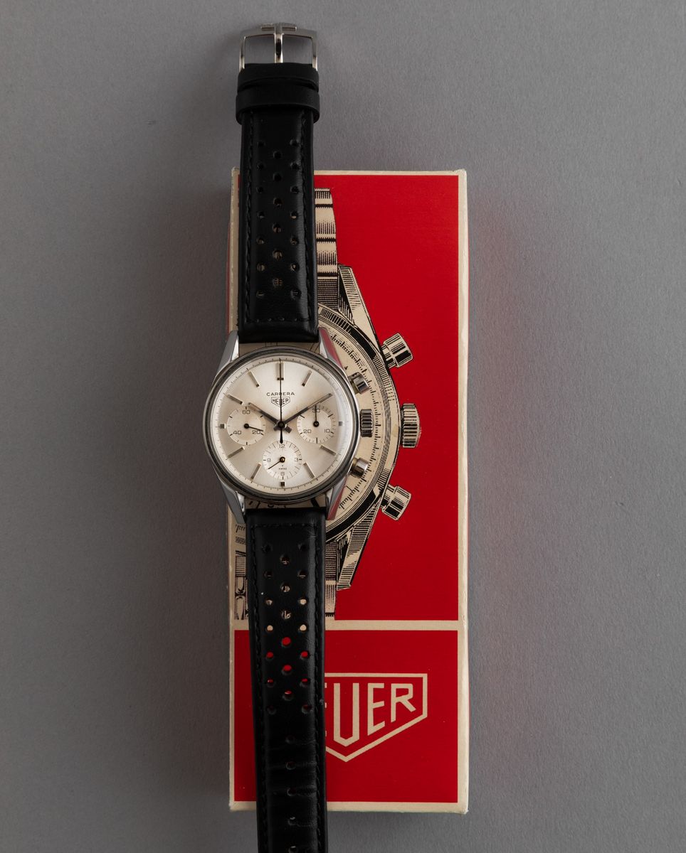 Heuer - Raro Carrera Ref. 2447s in Acciaio, Cronografo a Carica Manuale con Astuccio di Cartone O...