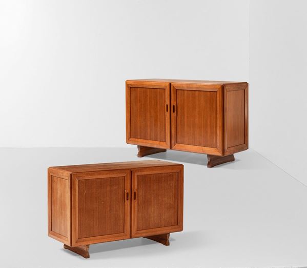 Franco Albini - Coppia di mobili contenitori mod. MB15 con struttura, sostegni e piano in legno.
