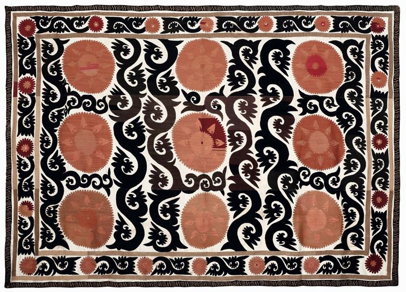 Tessuto SUsani, Turkestan occidentale fine XIX secolo  - Auction Antique Carpets - Cambi Casa d'Aste