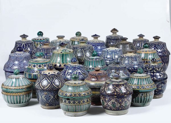 Ventisette vasi per la conservazione del burro (?) Marocco, XIX - inizio XX secolo
