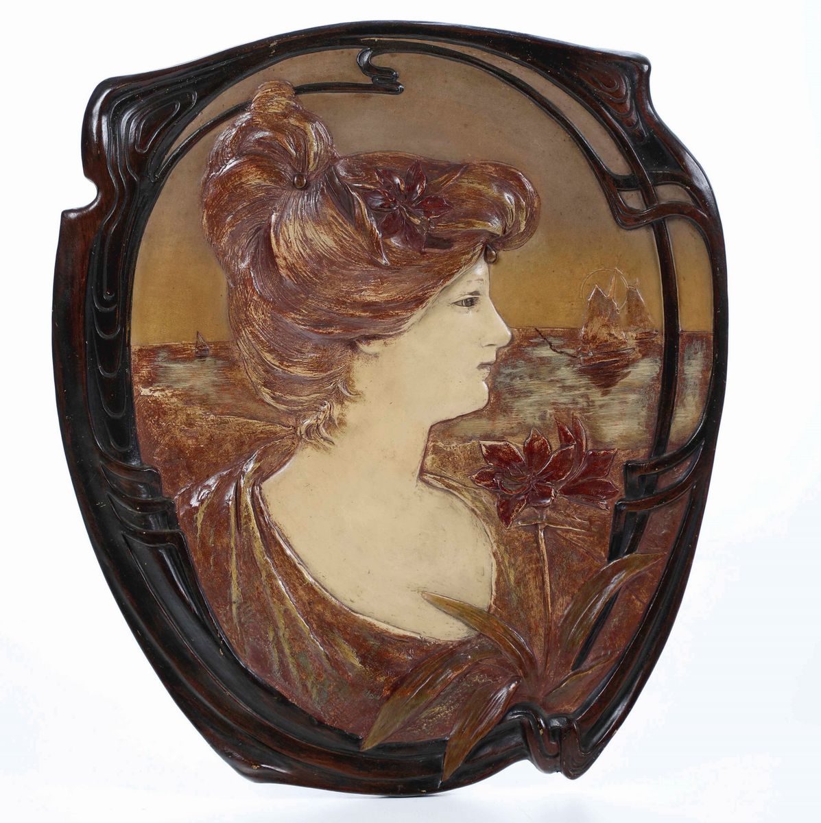 Due Placche in Ceramica Differenti. Francia XX Secolo