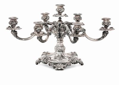 Candelabro a Sette Fiamme in Argento Fuso e Cesellato. Argenteria Artistica Milanese della Prima ...