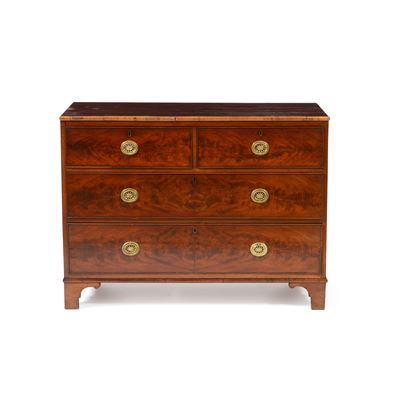 Commode in piuma di mogano, Inghilterra, XIX secolo