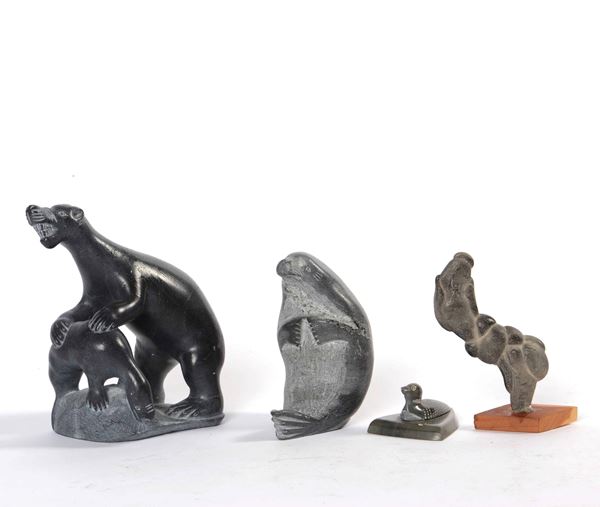 Lotto di quattro piccoli oggetti Inuit, arte eschimese