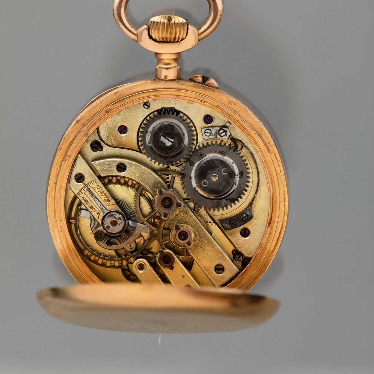 Orologio da Tasca in Oro 18k con Quadrante in Smalto Bianco e Numeri Romani, Scappamento Ad Ancor...