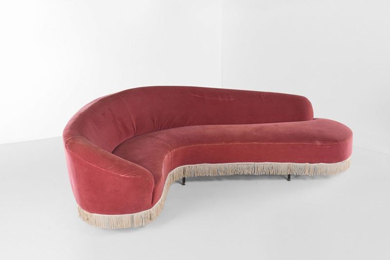 Grande divano in tessuto.  - Asta Design - Cambi Casa d'Aste