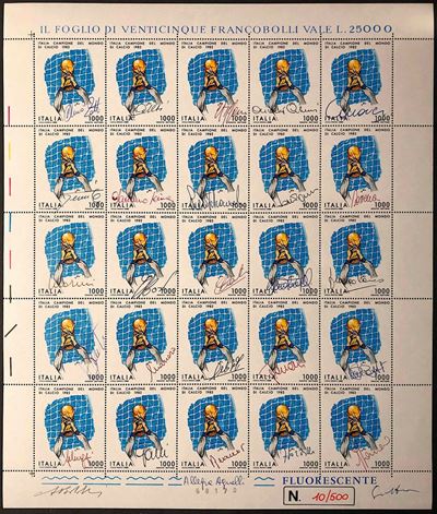 1982, Repubblica Italiana, Foglio di 25 Esemplari “italia Mundial”.