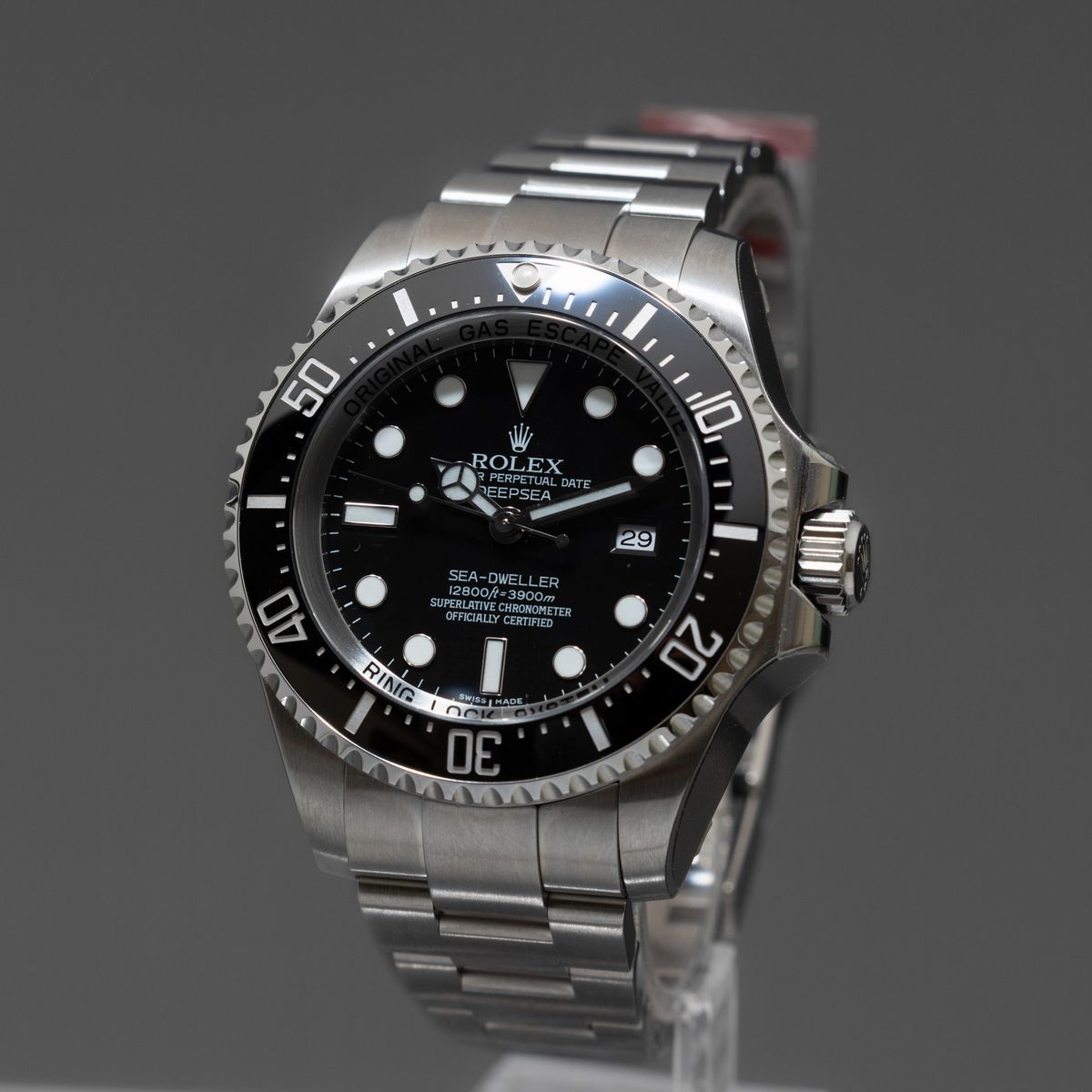 Rolex - Seadweller Deepsea 116660, in Acciaio con Bracciale Oyster e Valvola di Scappamento Dell'...