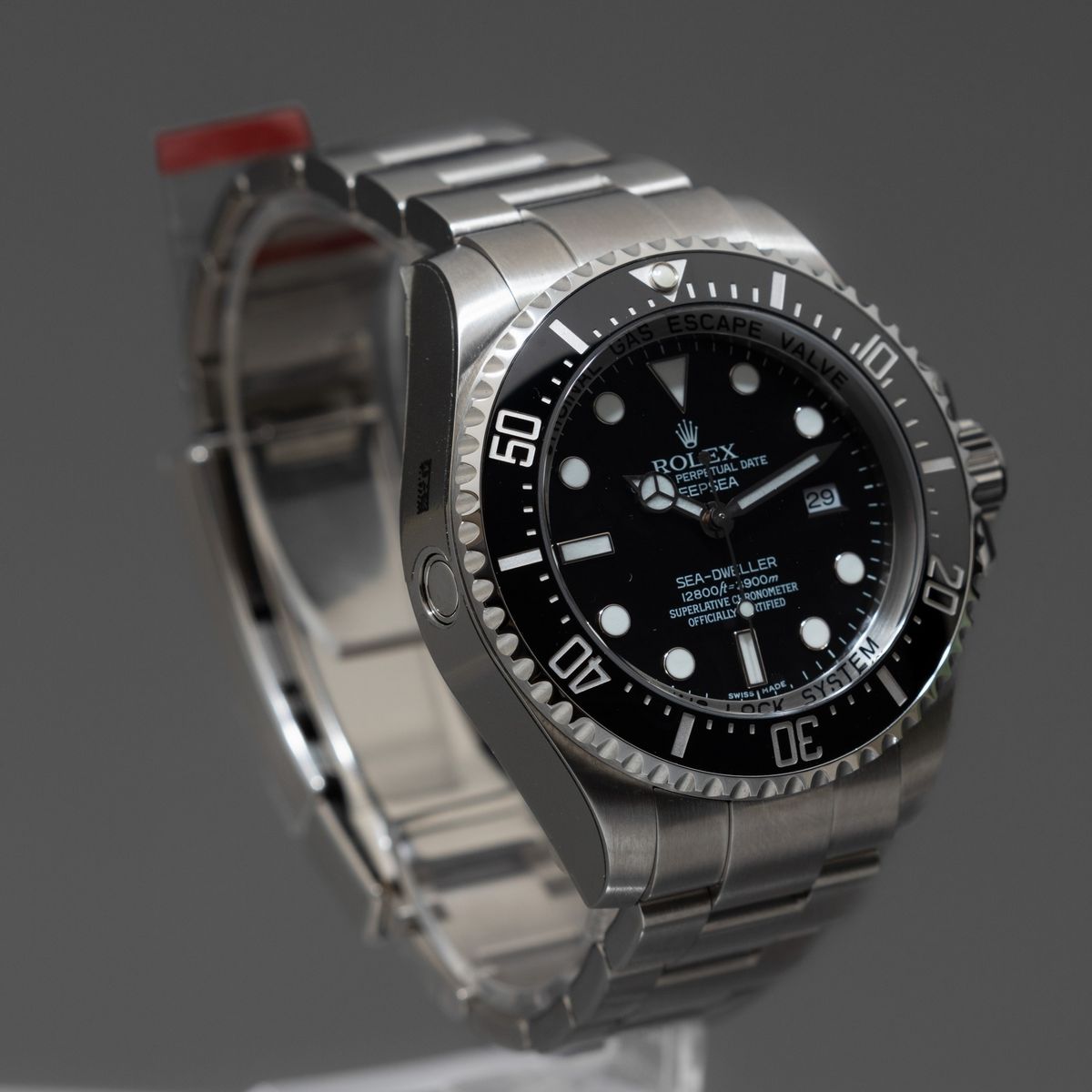 Rolex - Seadweller Deepsea 116660, in Acciaio con Bracciale Oyster e Valvola di Scappamento Dell'...