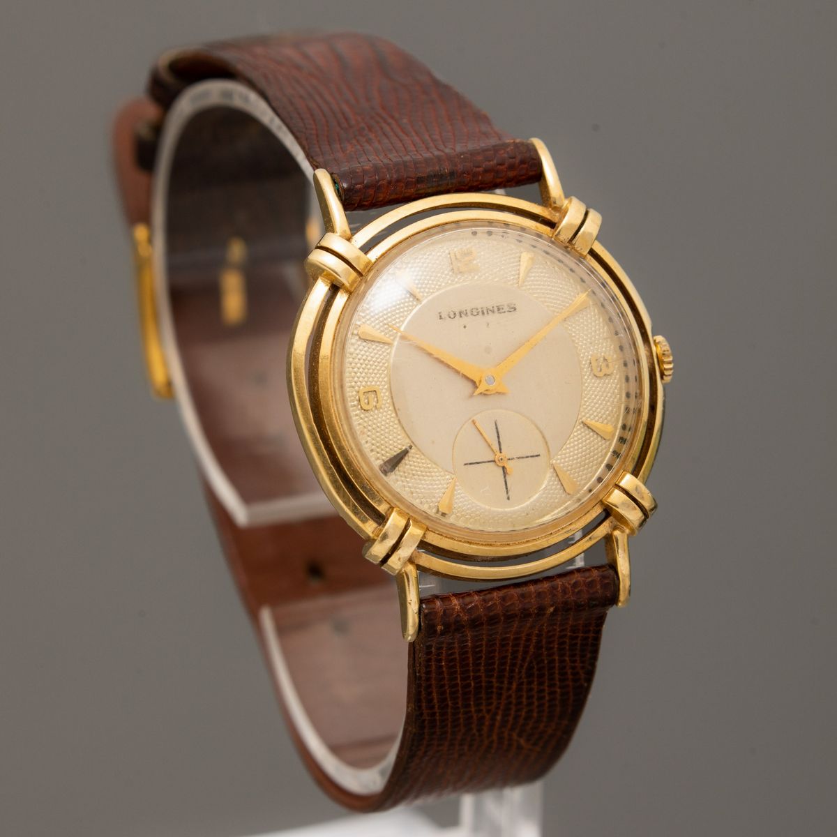 Longines - Orologio da Polso in Oro 18k con Cassa Fantasia, Carica Manuale e Quadrante Guillochè