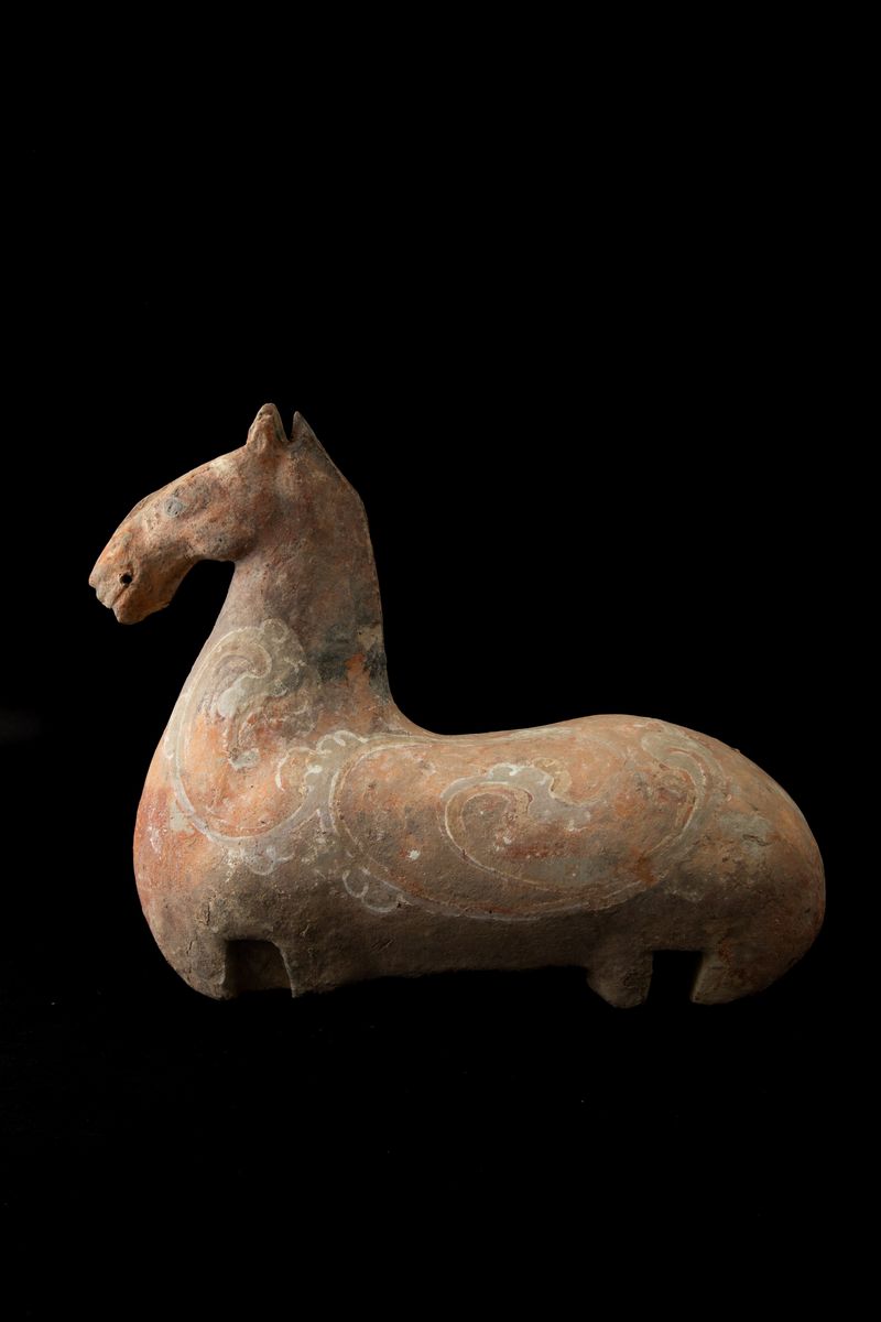 Figura di Cavallo in Terracotta con Tracce di Policromia, Cina, Dinastia Tang (618-906)