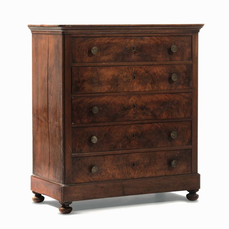 Comoncino a cinque cassetti in legno lastronato. XIX secolo  - Auction Italian Mansions - Cambi Casa d'Aste