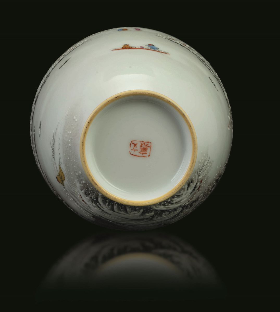 Vaso a Bottiglia con Raffigurazione di Paesaggio Innevato, Cina, Repubblica, XX Secolo