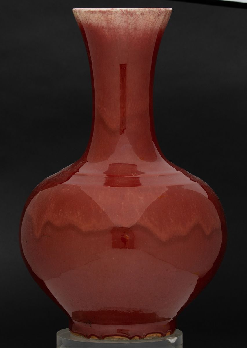 Vaso a Bottiglia in Porcellana Monocroma Color Sangue di Bue, Cina, Dinastia Qing, XIX Secolo