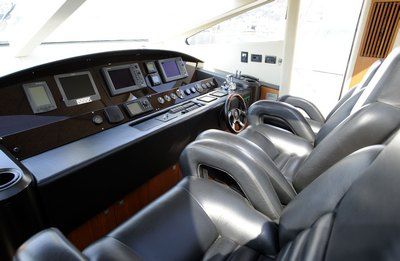 Sunseeker Predator 82builder: Sunseeker