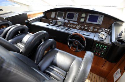 Sunseeker Predator 82builder: Sunseeker