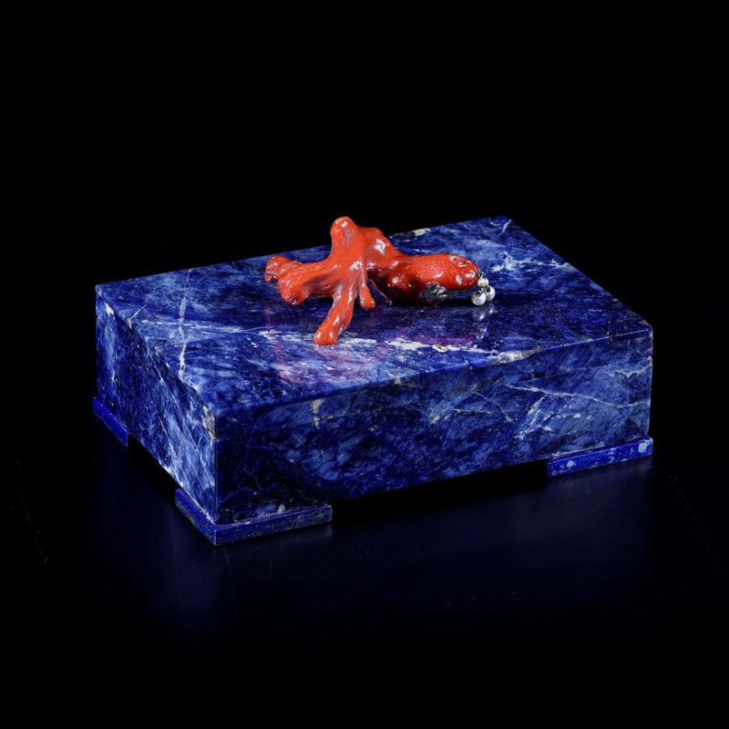 Lapis box with red coral fish  - Auction Mirabilia Naturalia - Cambi Casa d'Aste