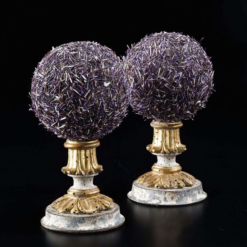 Two sea urchin spine spheres  - Auction Mirabilia Naturalia - Cambi Casa d'Aste