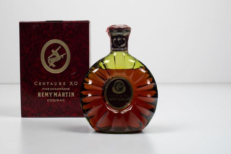 Remy Martin, Cognac Fine Champagne Centaure XO - Auction Remy Martin, Cognac Fine Champagne Centaure XO - Auction