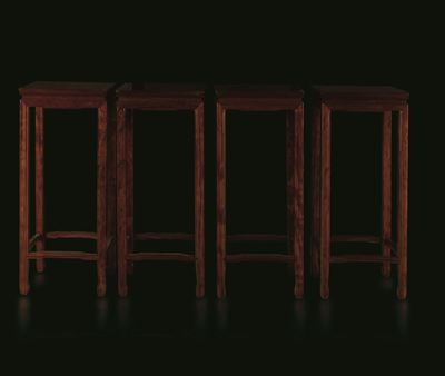 Quattro Stands in Legno di Hongmu, Cina, XX Secolo