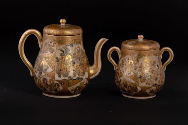 A Satsuma porcelain teapot, Japan, Meiji period