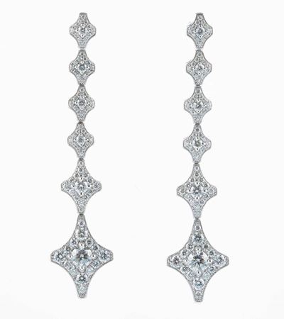 Modello Marilyn. Orecchini Pendenti con Diamanti per Ct 4.52