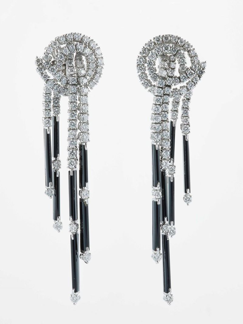 Pair of diamond and onix pendant earrings  - Auction Contemporary Jewels - Cambi Casa d'Aste
