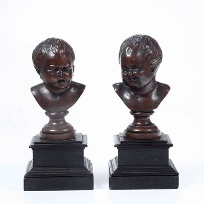 Coppia di Putti. Legno Scolpito. XIX-XX Secolo