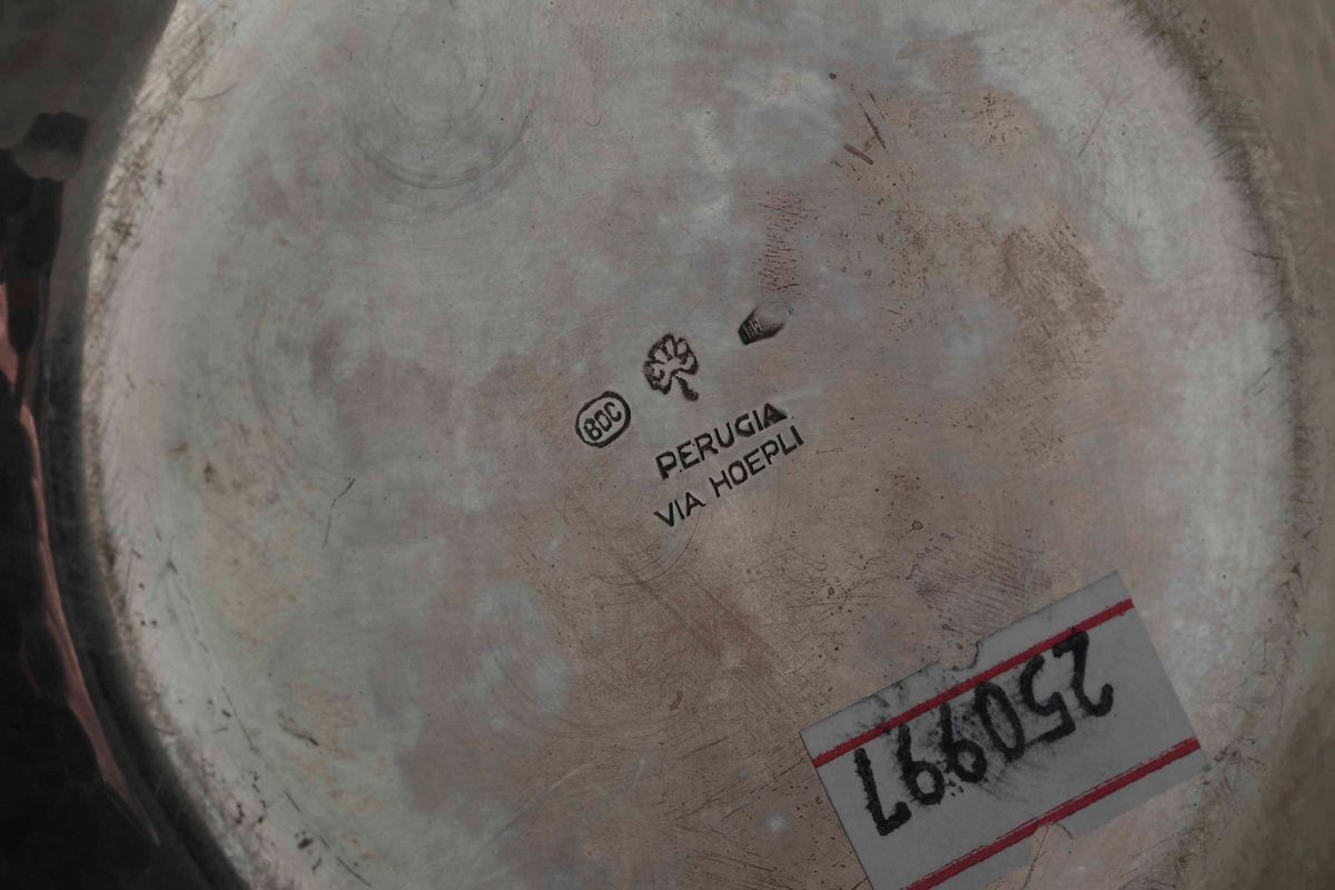 Brocca. Argento Sagomato e Martellato. Argenteria Artistica Milanese del XX Secolo. Argentiere Ge...
