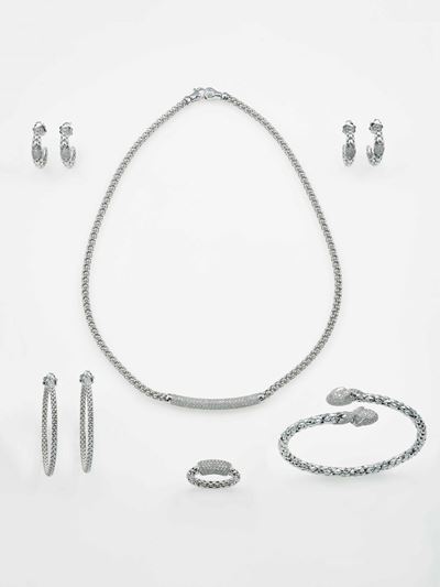Modello Stretch. Lotto Composto da Tre Paia di Orecchini, un Girocollo, un Anello ed un Bangle co...