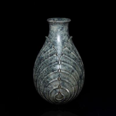 Vaso Scolpito in Giada, Cina, XX Secolo