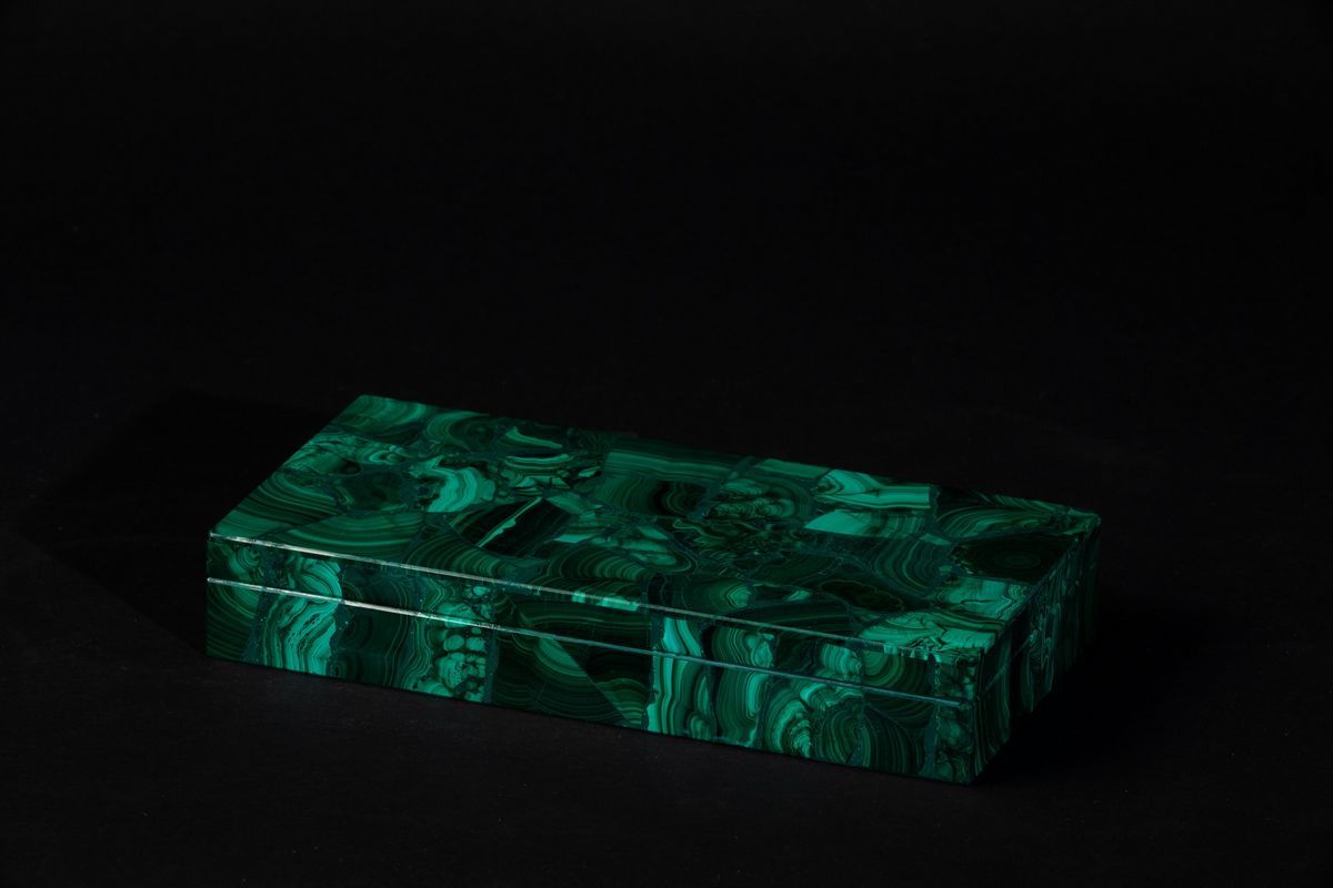 Cofanetto in Malachite con Mosaico ed Interno in Marmo, Manifattura XXI Sec.