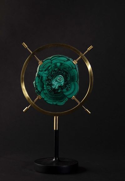 Fetta di Malachite in Supporto Circolare Verticale