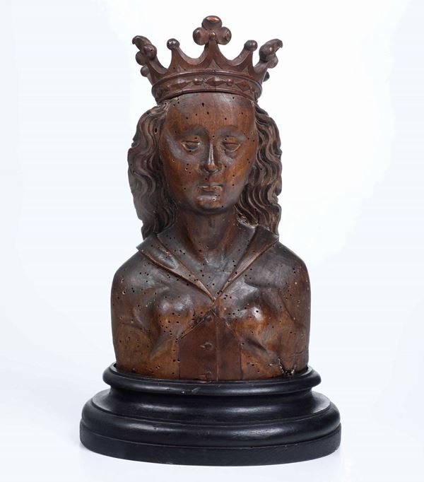 A wooden Saint bust, France, 1500s