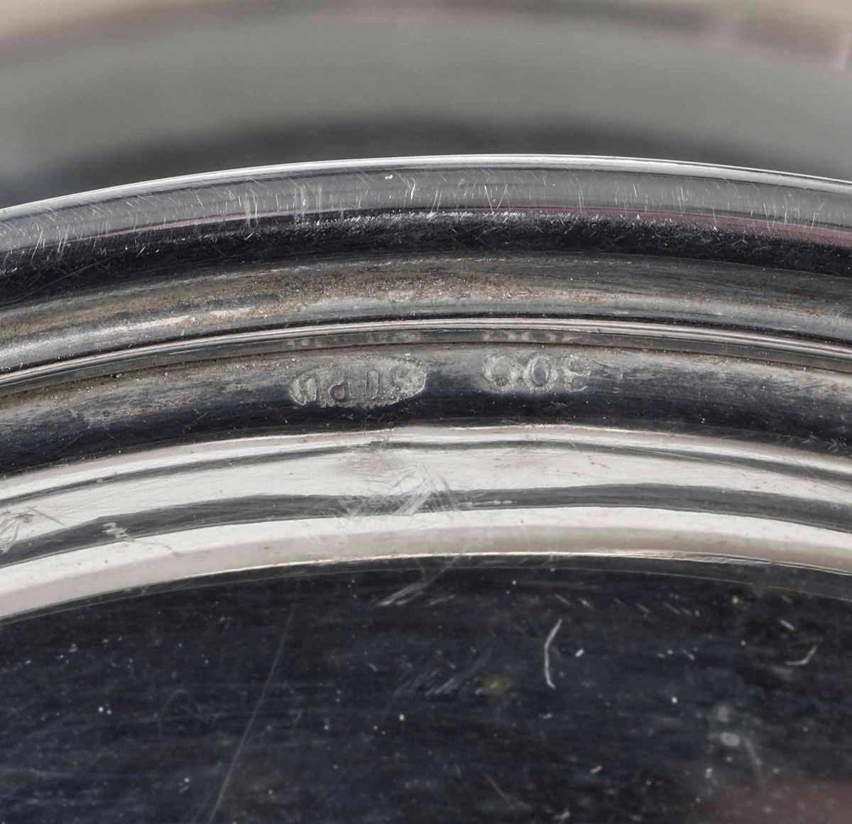 Dodici Piattini e 11 Sottobicchieri in Argento. Argenteria Veneta del XX Secolo. Argentiere F.lli...