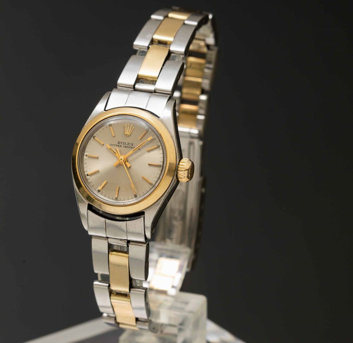 Rolex - Oyster Perpetual Lady Acciaio e Oro Automatico con Quadrante Argentè, Ghiera Liscia e Bra...